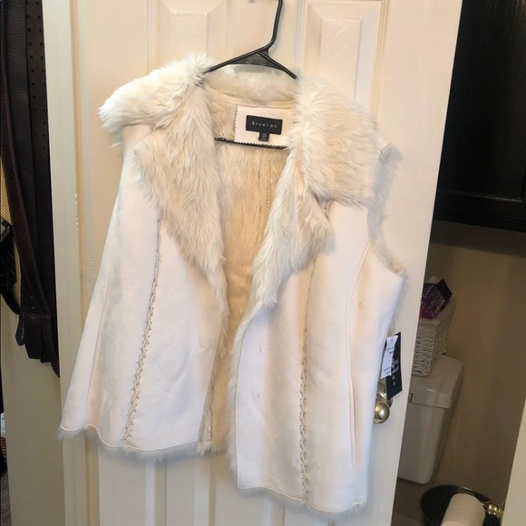 White Vest - Picture 1 of 4